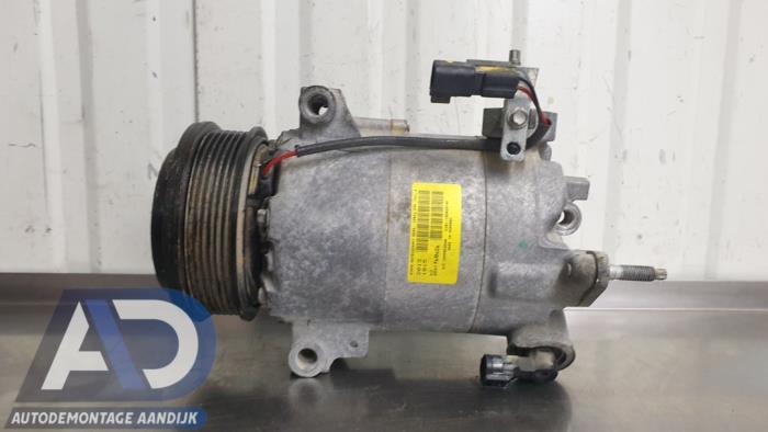 Gebruikte Aircopomp Ford Fiesta 6 (JA8) 1.0 SCI 12V 80 Prijs € 74,99 Margeregeling aangeboden door Autodemontage Aandijk