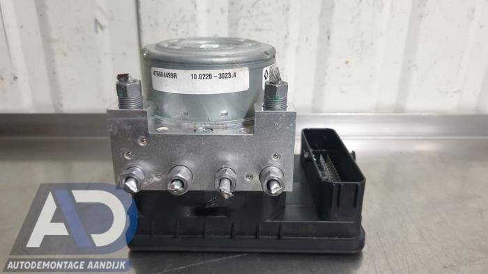 ABS Pomp van een Dacia Jogger 1.0 TCe 110 12V 2024