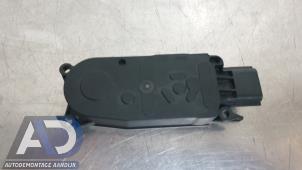 Gebruikte Module (diversen) Dacia Jogger 1.0 TCe 110 12V Prijs € 29,99 Margeregeling aangeboden door Autodemontage Aandijk