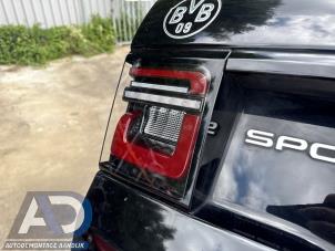 Gebruikte Achterlicht links Landrover Discovery Sport (LC) 2.0 TD4 180 16V Prijs € 149,99 Margeregeling aangeboden door Autodemontage Aandijk