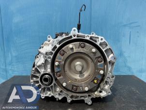 Gebruikte Automaatbak Landrover Discovery Sport (LC) 2.0 TD4 180 16V Prijs € 2.499,99 Margeregeling aangeboden door Autodemontage Aandijk