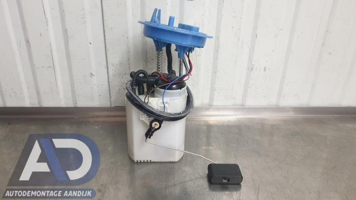 Gebruikte Tank element Pomp Volkswagen Golf VII (AUA) 1.5 TSI Evo BMT 16V Prijs € 29,99 Margeregeling aangeboden door Autodemontage Aandijk