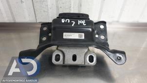 Gebruikte Versnellingsbak Steun Volkswagen Golf VII (AUA) 1.5 TSI Evo BMT 16V Prijs € 24,99 Margeregeling aangeboden door Autodemontage Aandijk