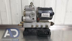 Gebruikte ABS Pomp Volkswagen Sharan (7M8/M9/M6) 2.8 VR6,VR6 Carat Prijs € 99,99 Margeregeling aangeboden door Autodemontage Aandijk