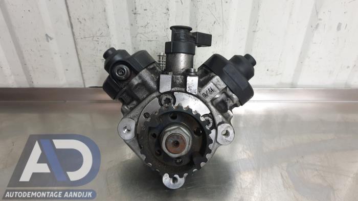 Gebruikte Brandstofpomp Mechanisch Audi A5 (8T3) 3.0 TDI V6 24V Quattro Prijs € 599,99 Margeregeling aangeboden door Autodemontage Aandijk