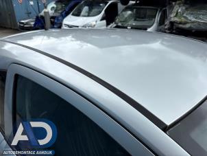 Gebruikte Daklijst rechts Opel Corsa D 1.4 16V Twinport Prijs € 29,99 Margeregeling aangeboden door Autodemontage Aandijk