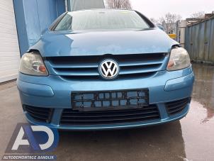 Gebruikte Bumper voor Volkswagen Golf Plus (5M1/1KP) 2.0 TDI 16V Prijs € 149,99 Margeregeling aangeboden door Autodemontage Aandijk