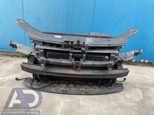 Gebruikte Frontpaneel Volkswagen Golf Plus (5M1/1KP) 2.0 TDI 16V Prijs € 199,99 Margeregeling aangeboden door Autodemontage Aandijk