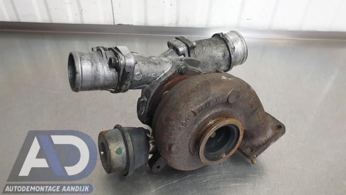 Gebruikte G-lader Alfa Romeo 159 (939AX) 2.4 JTDm 20V Prijs € 174,99 Margeregeling aangeboden door Autodemontage Aandijk