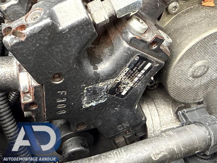 Motor van een Fiat Grande Punto (199) 1.3 JTD Multijet 16V VGT 2007