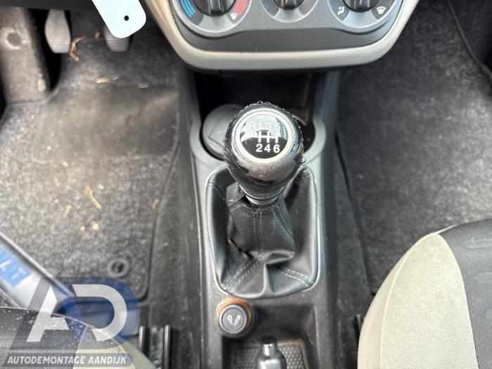Gebruikte Pook Fiat Grande Punto (199) 1.3 JTD Multijet 16V VGT Prijs € 24,99 Margeregeling aangeboden door Autodemontage Aandijk