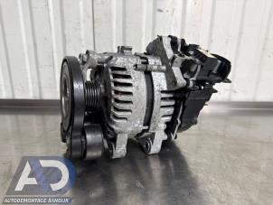 Gebruikte Alternator Landrover Discovery Sport (LC) 2.0 TD4 180 16V Prijs € 299,99 Margeregeling aangeboden door Autodemontage Aandijk