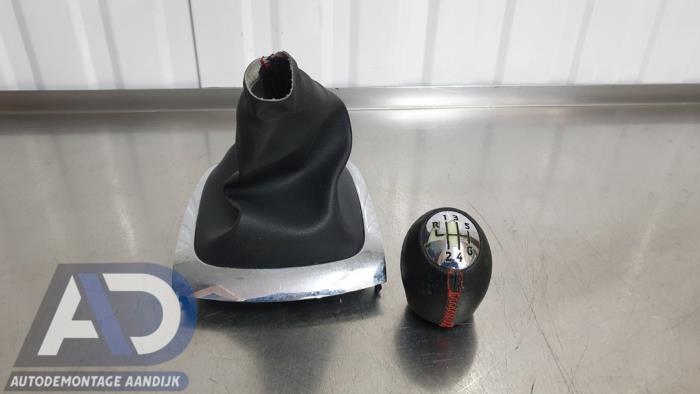 Gebruikte Versnellingspook Renault Megane III Grandtour (KZ) 1.5 dCi 110 Prijs € 24,99 Margeregeling aangeboden door Autodemontage Aandijk
