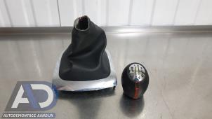 Gebruikte Versnellingspook Renault Megane III Grandtour (KZ) 1.5 dCi 110 Prijs € 24,99 Margeregeling aangeboden door Autodemontage Aandijk