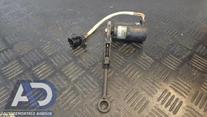 Gebruikte Gaspedaalpositie Sensor Volkswagen Passat (3B2) 1.9 TDi 110 Prijs € 49,99 Margeregeling aangeboden door Autodemontage Aandijk