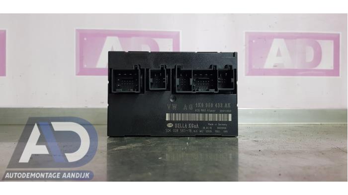 Gebruikte Sam module Volkswagen Golf V (1K1) 1.6 FSI 16V Prijs € 24,99 Margeregeling aangeboden door Autodemontage Aandijk