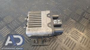 Gebruikte Koelvin relais Volkswagen Transporter T5 1.9 TDi Prijs € 39,99 Margeregeling aangeboden door Autodemontage Aandijk