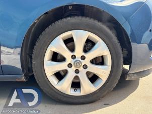 Gebruikte Sportvelgen Set Opel Zafira Tourer (P12) 2.0 CDTI 16V 170 Ecotec Prijs € 199,99 Margeregeling aangeboden door Autodemontage Aandijk