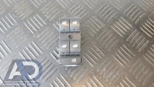 Gebruikte Schakelaar Elektrisch Raam Citroen C3 (SX/SW) 1.2 Vti 12V PureTech Prijs € 24,99 Margeregeling aangeboden door Autodemontage Aandijk