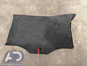 Gebruikte Kofferbak Mat Fiat 500 (312) 0.9 TwinAir 85 Prijs € 29,99 Margeregeling aangeboden door Autodemontage Aandijk