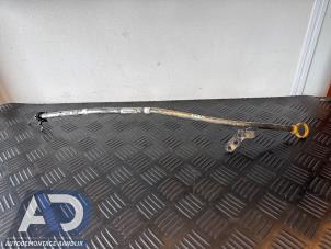 Gebruikte Olie Peilstok Landrover Discovery Sport (LC) 2.0 TD4 180 16V Prijs € 29,99 Margeregeling aangeboden door Autodemontage Aandijk