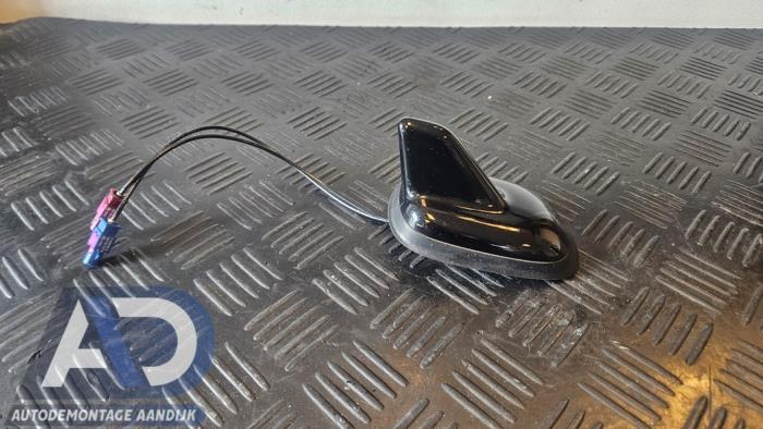 Gebruikte Antenne Volkswagen Passat Variant (3C5) 2.0 TDI 16V 140 4Motion Prijs € 24,99 Margeregeling aangeboden door Autodemontage Aandijk