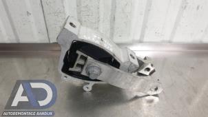 Gebruikte Motorrubber Landrover Discovery Sport (LC) 2.0 TD4 180 16V Prijs € 39,99 Margeregeling aangeboden door Autodemontage Aandijk