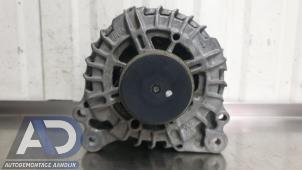 Gebruikte Dynamo Volkswagen Passat Variant (3C5) 2.0 TDI 16V 140 4Motion Prijs € 39,99 Margeregeling aangeboden door Autodemontage Aandijk