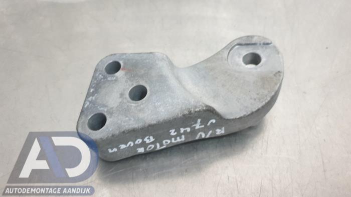 Gebruikte Motorrubber Mitsubishi Space Star (A0) 1.2 12V Prijs € 19,99 Margeregeling aangeboden door Autodemontage Aandijk