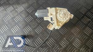 Gebruikte Raammotor Portier Audi A6 (C6) 2.8 V6 24V FSI Prijs € 14,99 Margeregeling aangeboden door Autodemontage Aandijk