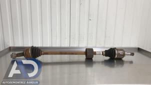 Gebruikte Aandrijfas rechts-voor Fiat 500 (312) 0.9 TwinAir 85 Prijs € 34,99 Margeregeling aangeboden door Autodemontage Aandijk