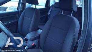 Gebruikte Voorstoel links Ford C-Max (DM2) 1.6 TDCi 16V 109 Prijs € 99,99 Margeregeling aangeboden door Autodemontage Aandijk