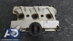 Gebruikte Kleppendeksel Audi A6 (C6) 2.8 V6 24V FSI Prijs € 39,99 Margeregeling aangeboden door Autodemontage Aandijk