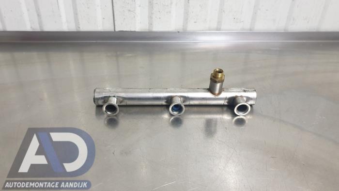 Gebruikte Injector brug Audi A6 (C6) 2.8 V6 24V FSI Prijs € 29,99 Margeregeling aangeboden door Autodemontage Aandijk