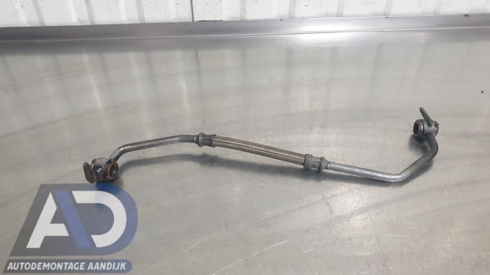 Gebruikte Oliedruk Leiding Peugeot 208 I (CA/CC/CK/CL) 1.2 12V e-THP PureTech 110 Prijs € 24,99 Margeregeling aangeboden door Autodemontage Aandijk