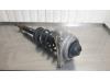 Schokdemperpoot links-voor van een Audi A6 (C6) 2.8 V6 24V FSI 2011