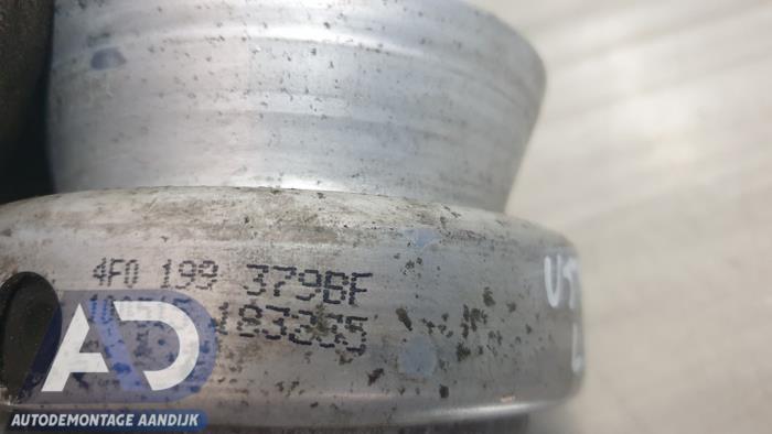 Motorsteun van een Audi A6 (C6) 2.8 V6 24V FSI 2011