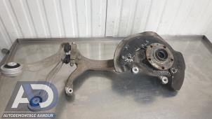 Gebruikte Fusee rechts-voor Audi A6 (C6) 2.8 V6 24V FSI Prijs € 124,99 Margeregeling aangeboden door Autodemontage Aandijk