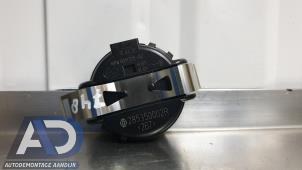 Gebruikte Regensensor Renault Megane III Grandtour (KZ) 1.5 dCi 110 Prijs € 14,99 Margeregeling aangeboden door Autodemontage Aandijk