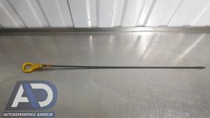 Gebruikte Peilstok Olie Volkswagen Golf VII (AUA) 1.5 TSI Evo BMT 16V Prijs € 14,99 Margeregeling aangeboden door Autodemontage Aandijk