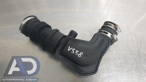 Gebruikte Aanzuigslang Lucht Ford EcoSport (JK8) 1.0 EcoBoost 12V 125 Prijs € 24,99 Margeregeling aangeboden door Autodemontage Aandijk