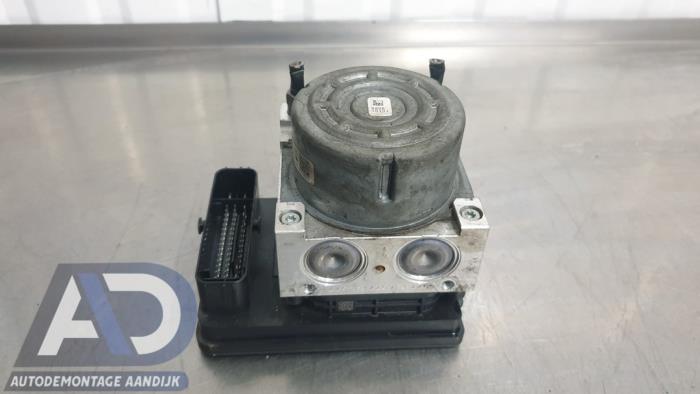 Gebruikte ABS Pomp Opel Corsa F (UB/UH/UP) 1.5 CDTI 100 Prijs € 149,99 Margeregeling aangeboden door Autodemontage Aandijk