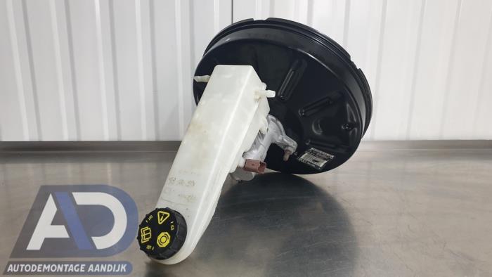 Gebruikte Rembol Opel Vivaro 1.5 CDTI 102 Prijs € 60,49 Inclusief btw aangeboden door Autodemontage Aandijk