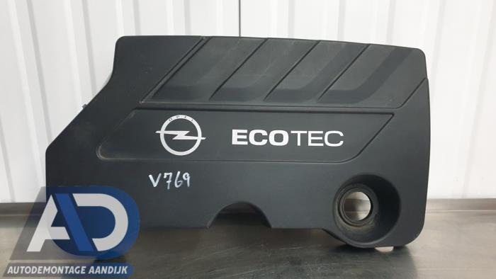 Gebruikte Afdekplaat motor Opel Zafira Tourer (P12) 2.0 CDTI 16V 170 Ecotec Prijs € 39,99 Margeregeling aangeboden door Autodemontage Aandijk