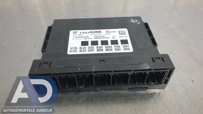 Gebruikte Bodycontrol Module Opel Astra K Sports Tourer 1.0 Turbo 12V Prijs € 79,99 Margeregeling aangeboden door Autodemontage Aandijk