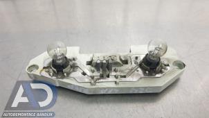 Gebruikte Fitting Achterlicht links Mercedes E Combi (S211) 2.7 E-270 CDI 20V Prijs € 14,99 Margeregeling aangeboden door Autodemontage Aandijk