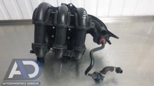 Gebruikte Inlaatspruitstuk Ford Fiesta 6 (JA8) 1.0 SCI 12V 80 Prijs € 49,99 Margeregeling aangeboden door Autodemontage Aandijk