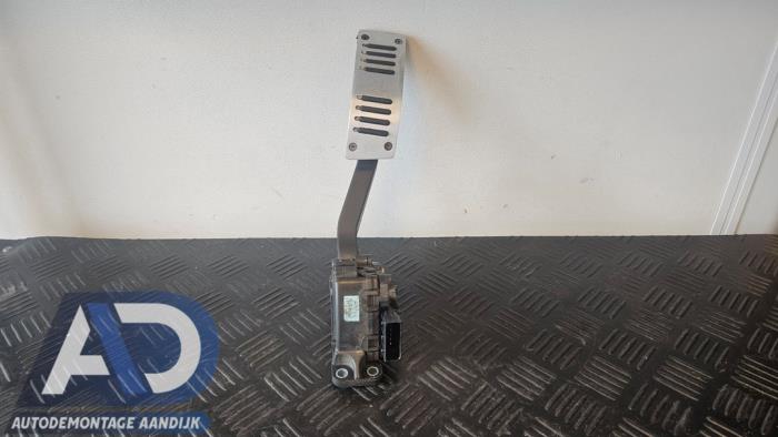 Gebruikte Gaspedaalpositie Sensor Alfa Romeo 159 (939AX) 2.4 JTDm 20V Prijs € 44,99 Margeregeling aangeboden door Autodemontage Aandijk