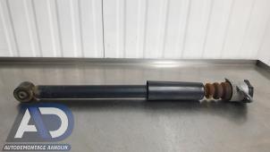 Gebruikte Schokdemper links-achter Skoda Fabia III Combi (NJ5) 1.0 12V Greentech Prijs € 19,99 Margeregeling aangeboden door Autodemontage Aandijk