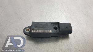 Gebruikte Airbag Sensor Mercedes E Combi (S211) 2.7 E-270 CDI 20V Prijs € 19,99 Margeregeling aangeboden door Autodemontage Aandijk